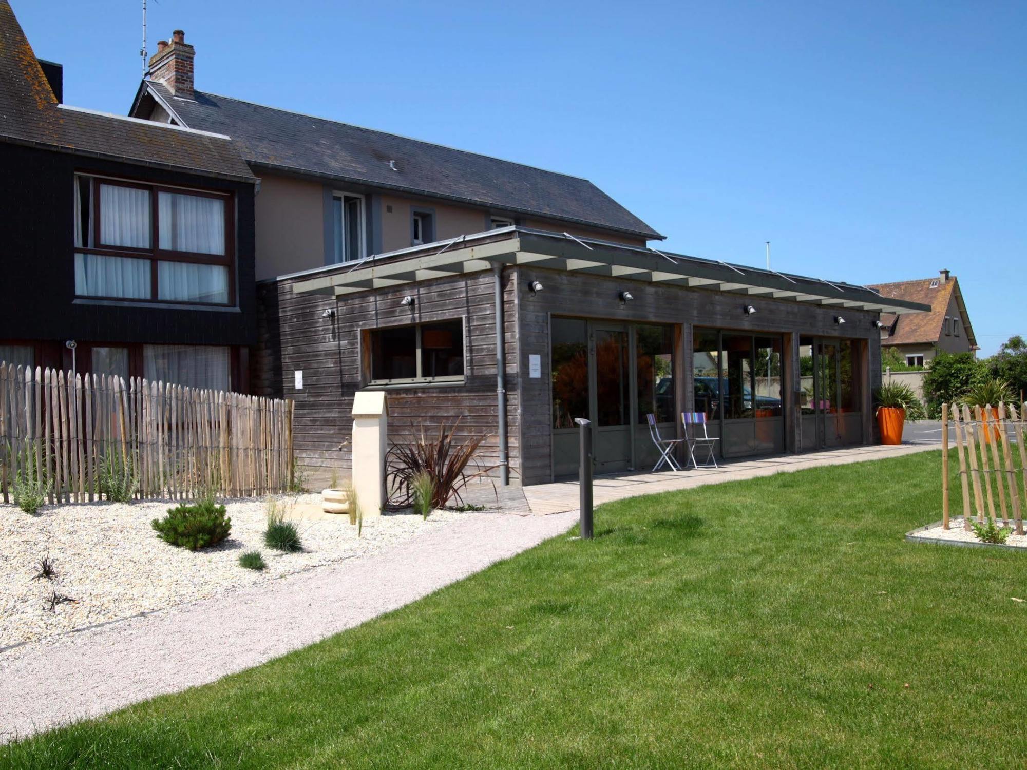 La Cremaillere Hotel-Restaurant Courseulles-sur-Mer Exterior photo